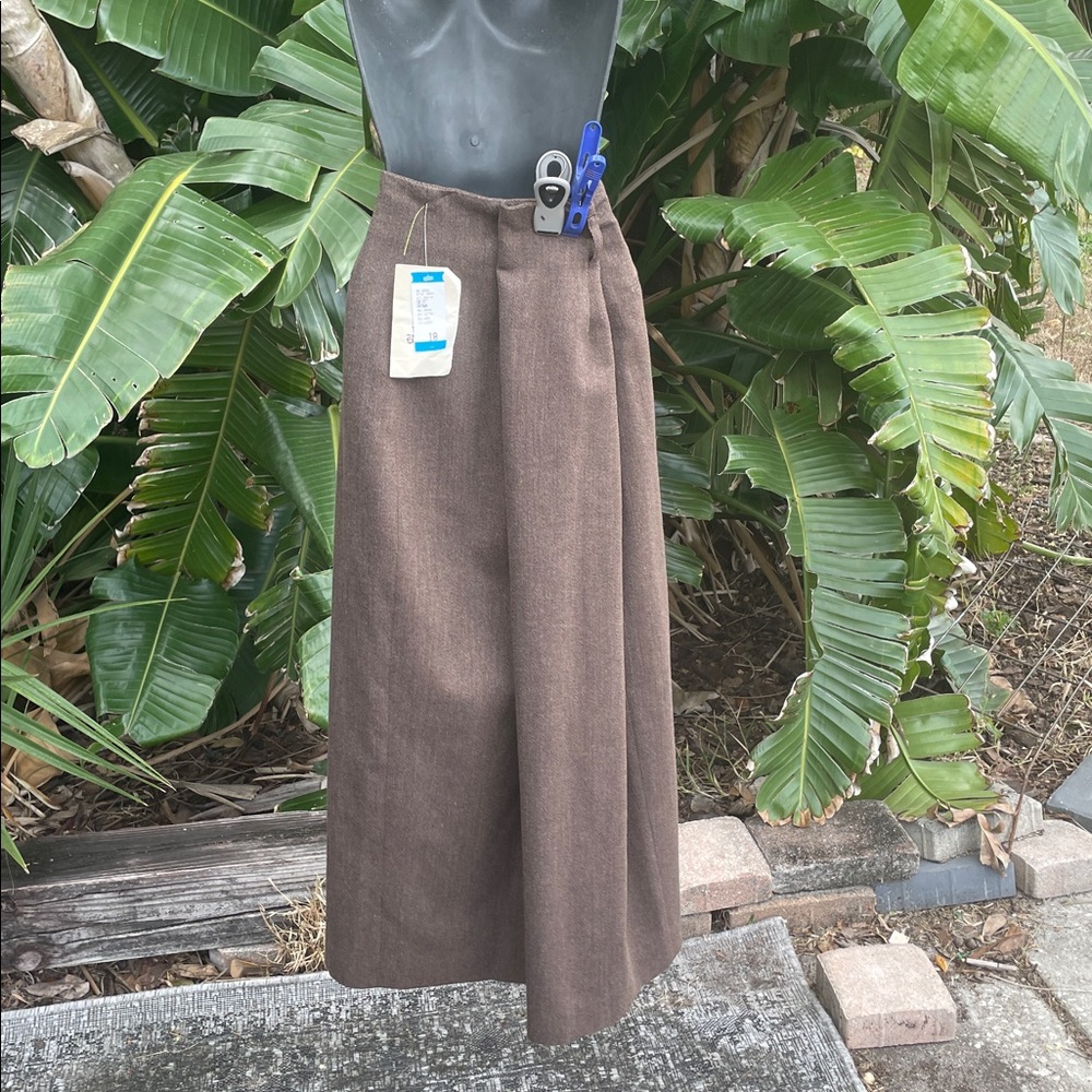 High waisted, herringbone, pencil skirt - Picture 4 of 9